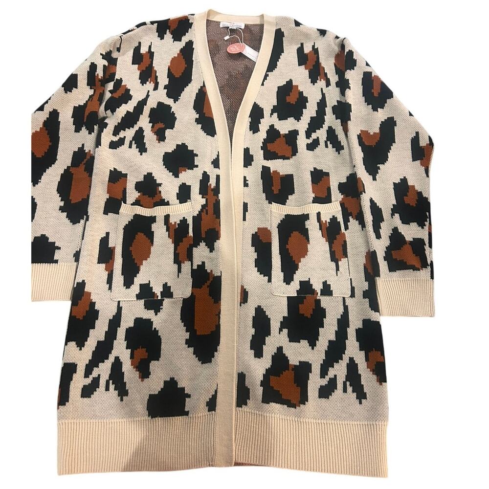 Bailey’s Blossoms Boutique Cheetah Print Cardigan- New Condition